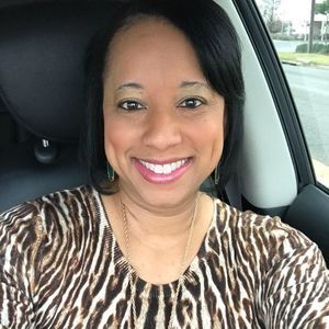 Meet your Posher, Denitra